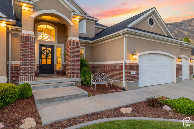 Property Photo: 512 Glendon Way UT 84062