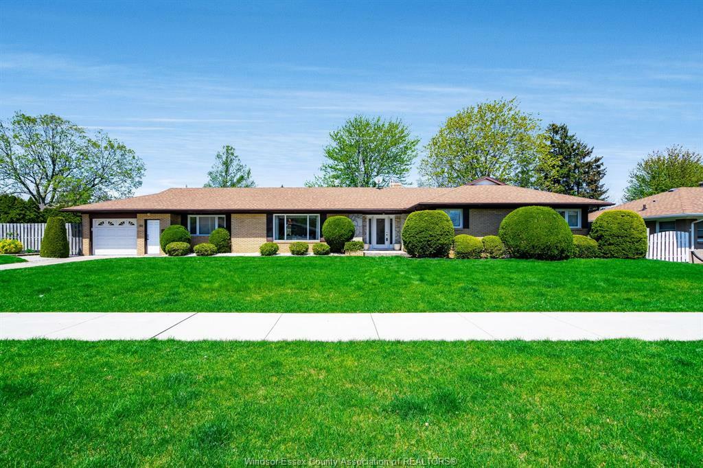 29 Melrose Avenue  Leamington ON N8H 2J1 photo
