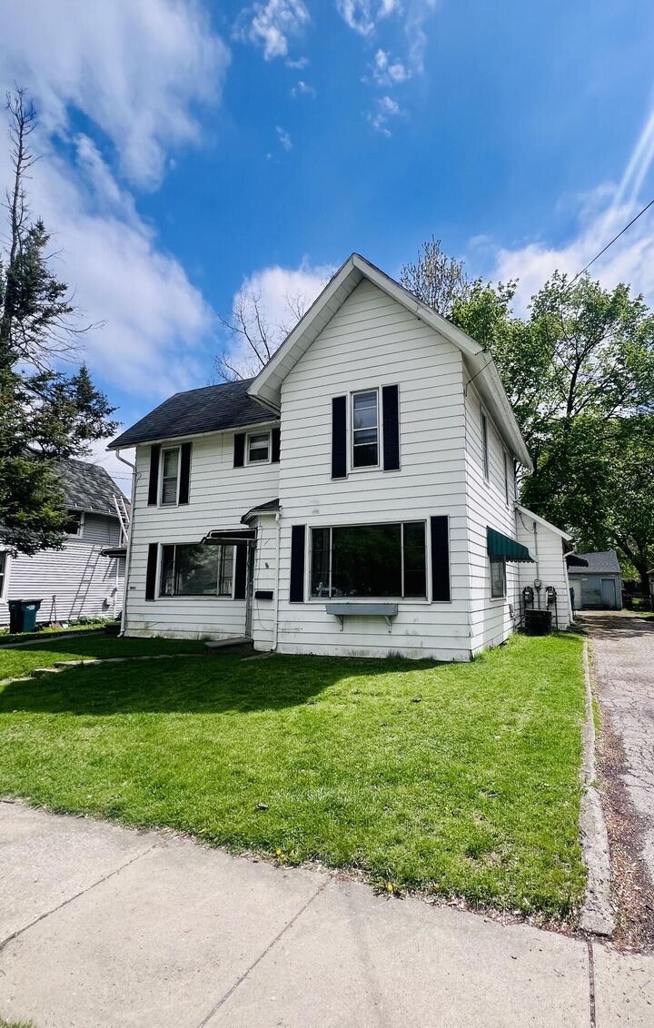 1003 Fletcher Street  Owosso MI 48867 photo