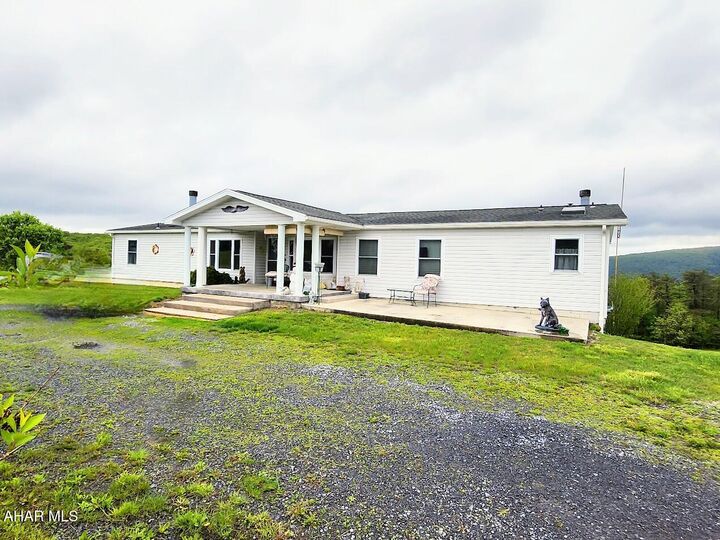 1330 Tulls Hill Road  Bedford PA 15522 photo