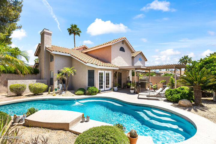 Property Photo: 13250 N 90th Way AZ 85260