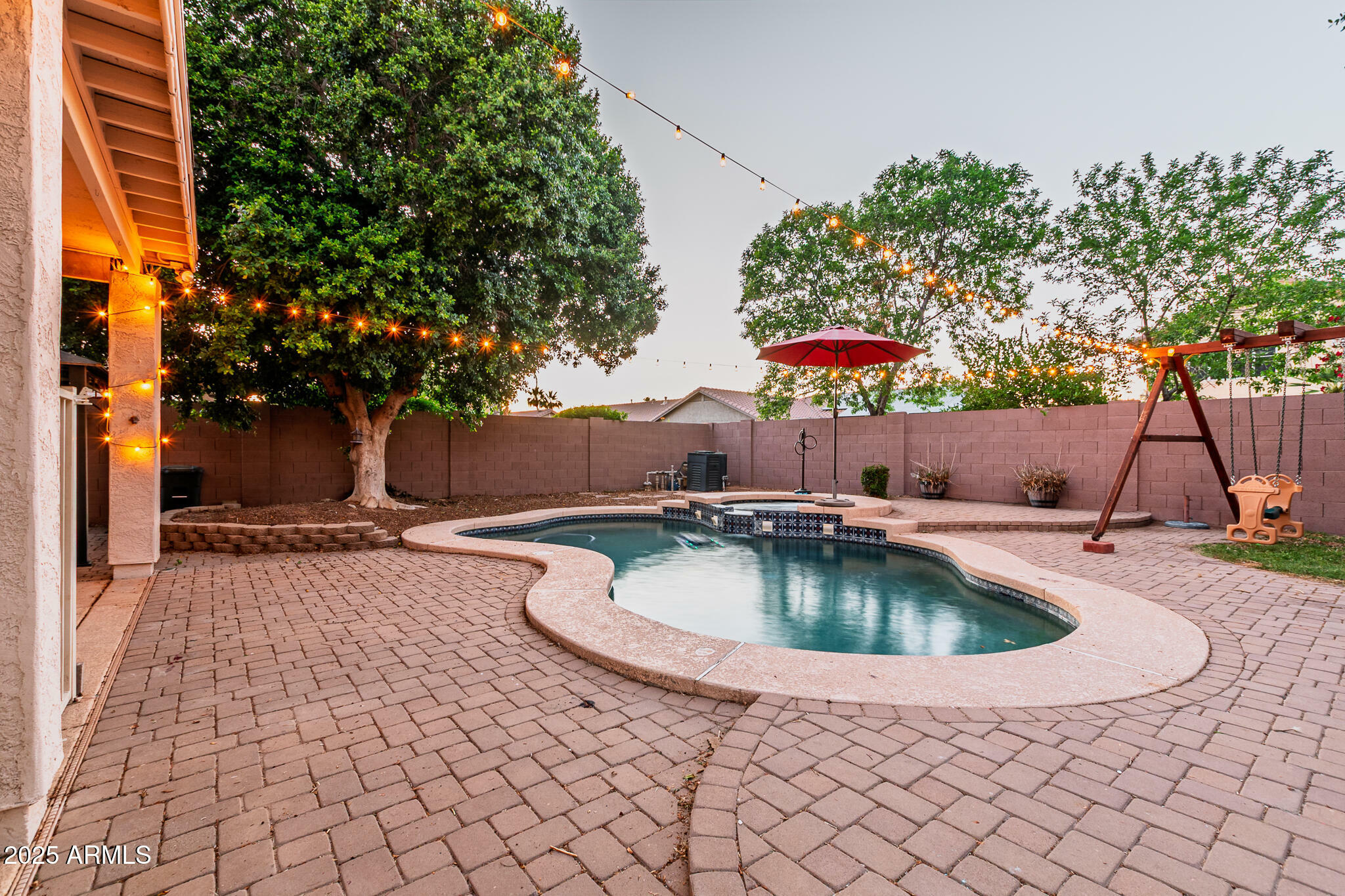 Property Photo: 288 W Los Alamos Street AZ 85233