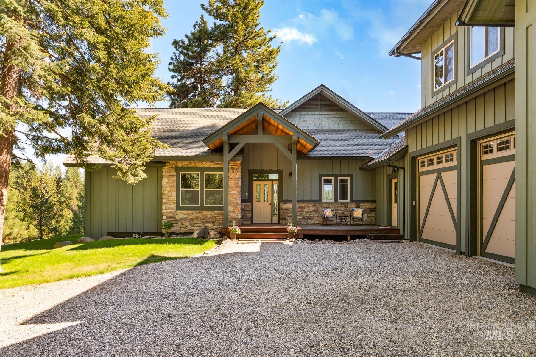 Property Photo: 165 Stillwater Court ID 83638