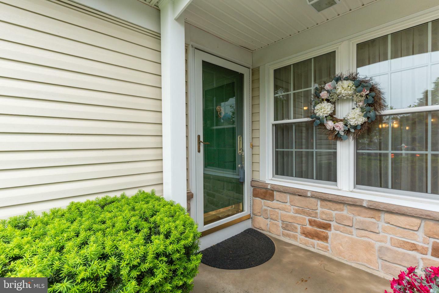 Property Photo: 855 Breckinridge Court 118 PA 18938