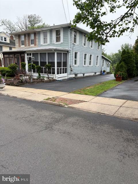 Property Photo: 33 E Union Street E NJ 08505