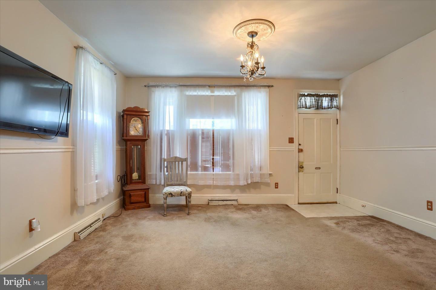 Property Photo: 26 E Keller Street PA 17055