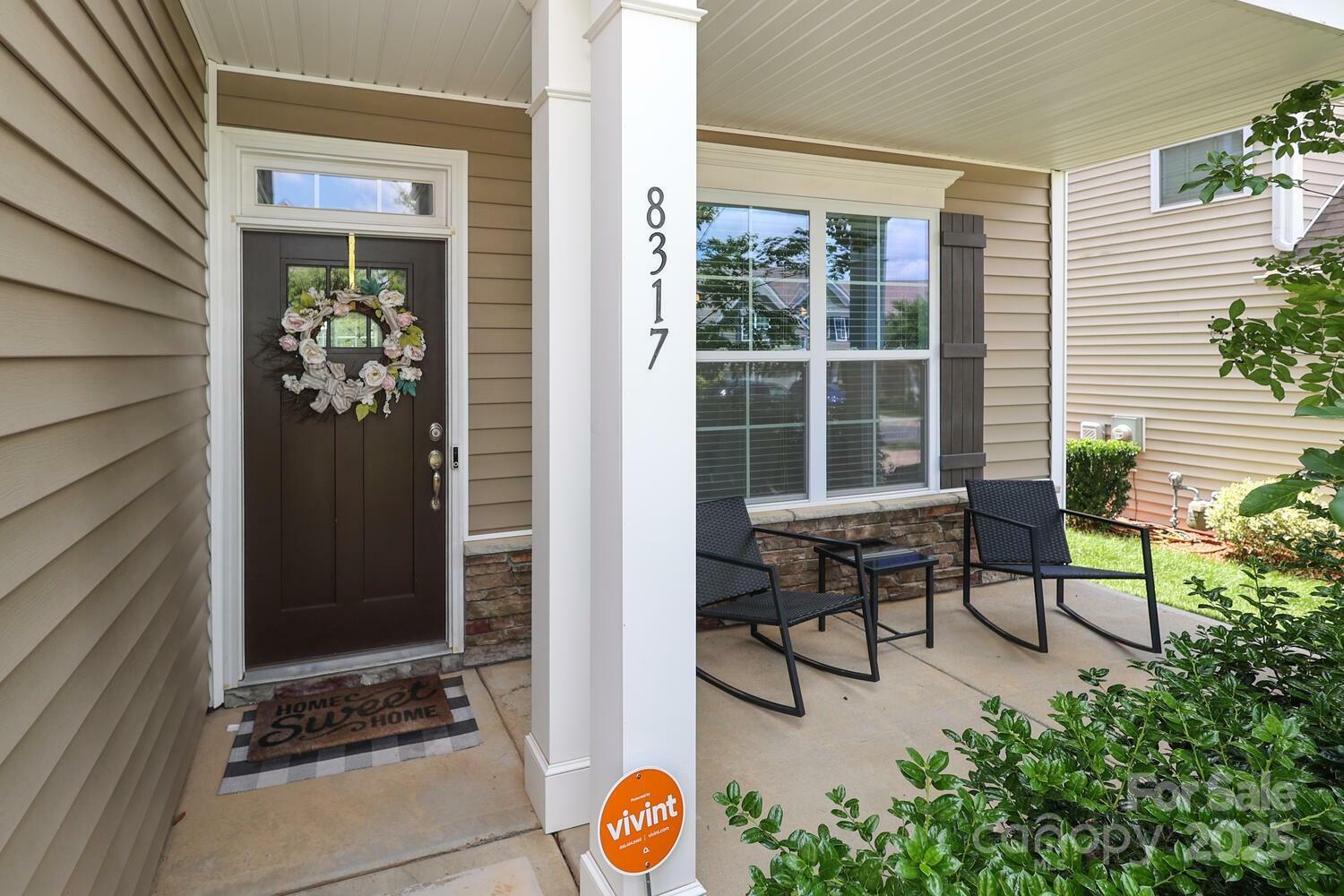 Property Photo: 8317 Dallas Bay Road NC 28278