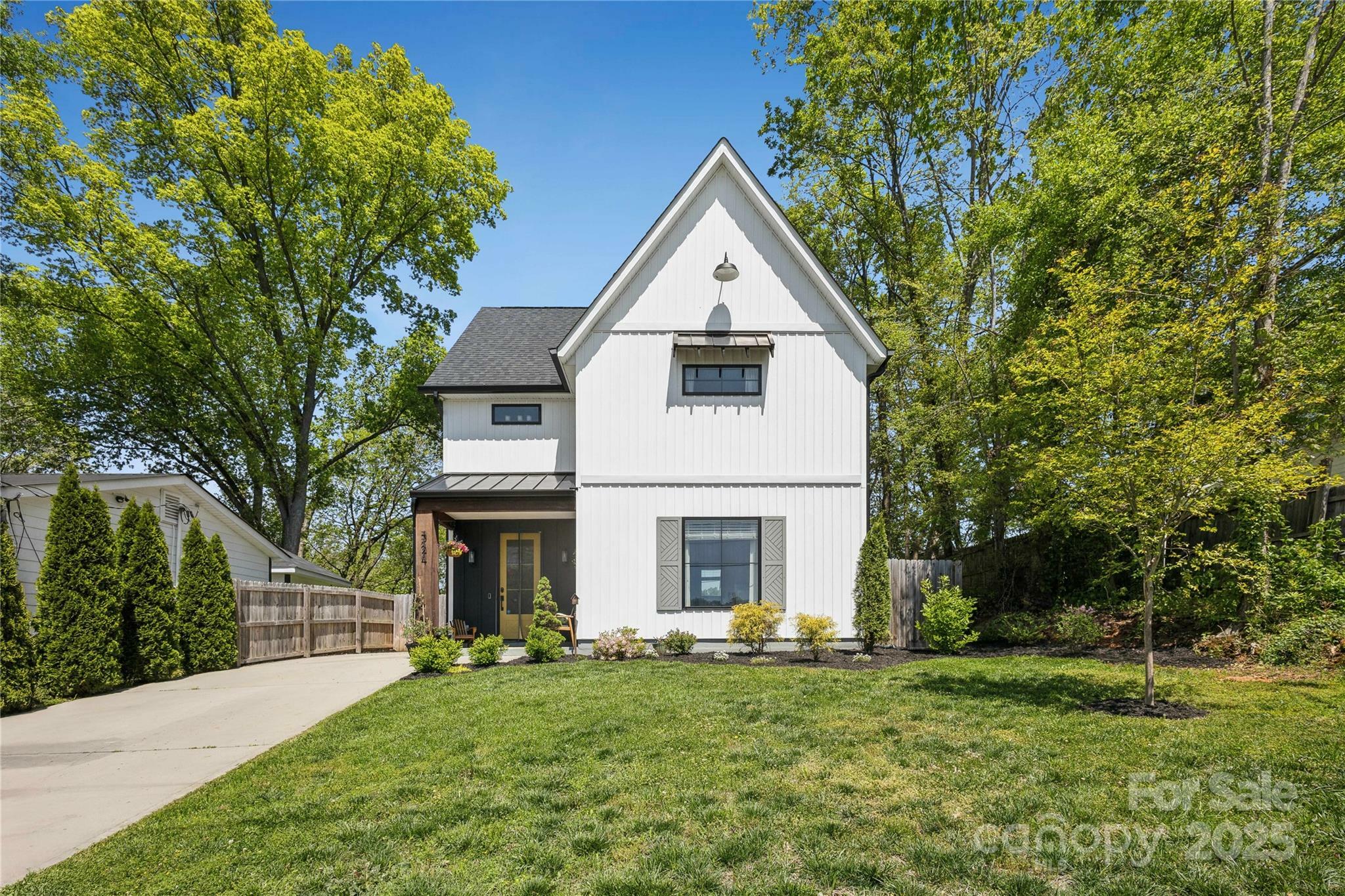 Property Photo: 324 Elm Street NC 28012