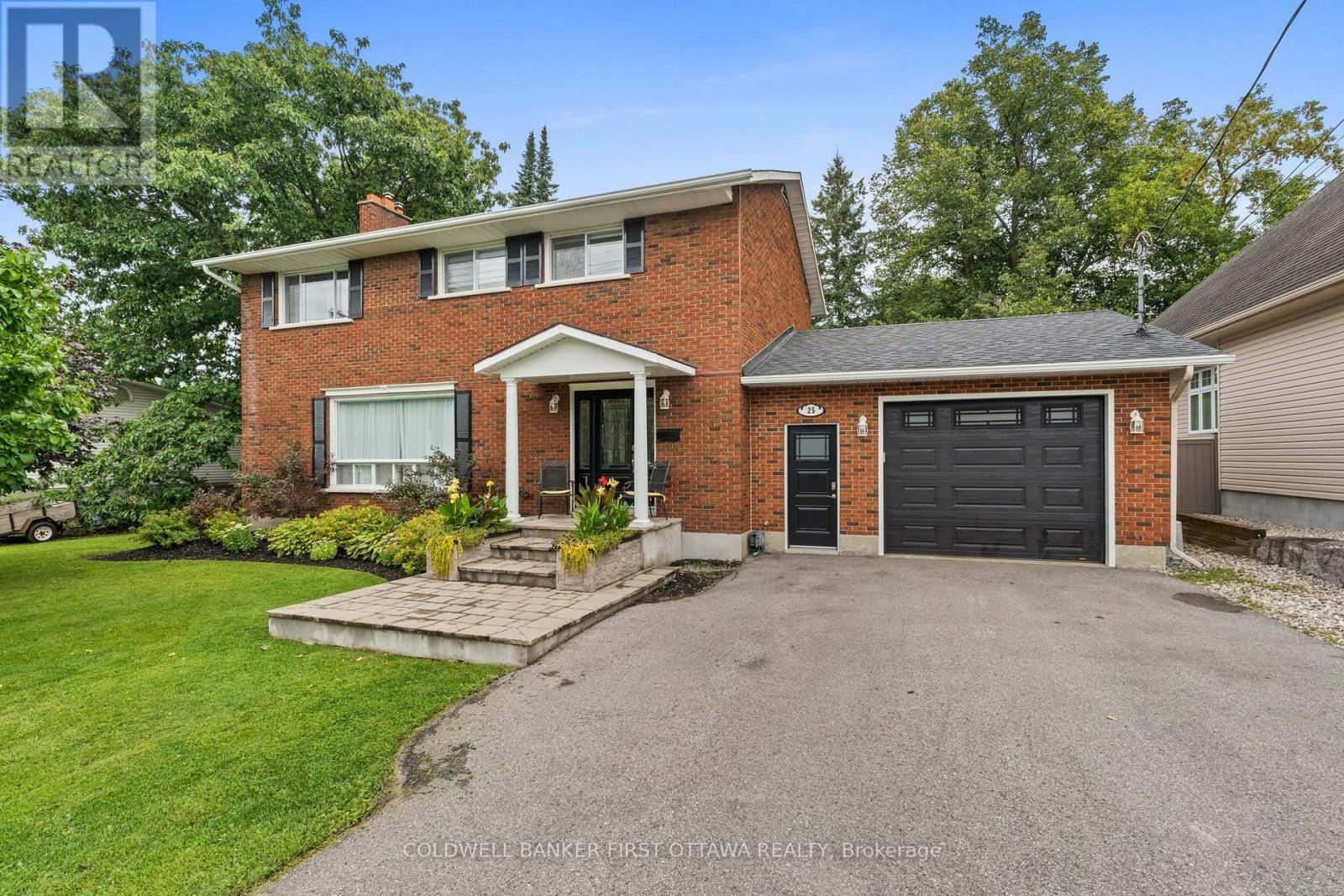 25 Pretty Street  Ottawa ON K2S 1N3 photo