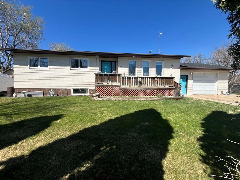 Property Photo: 150 6th Street MB R0J 0V0