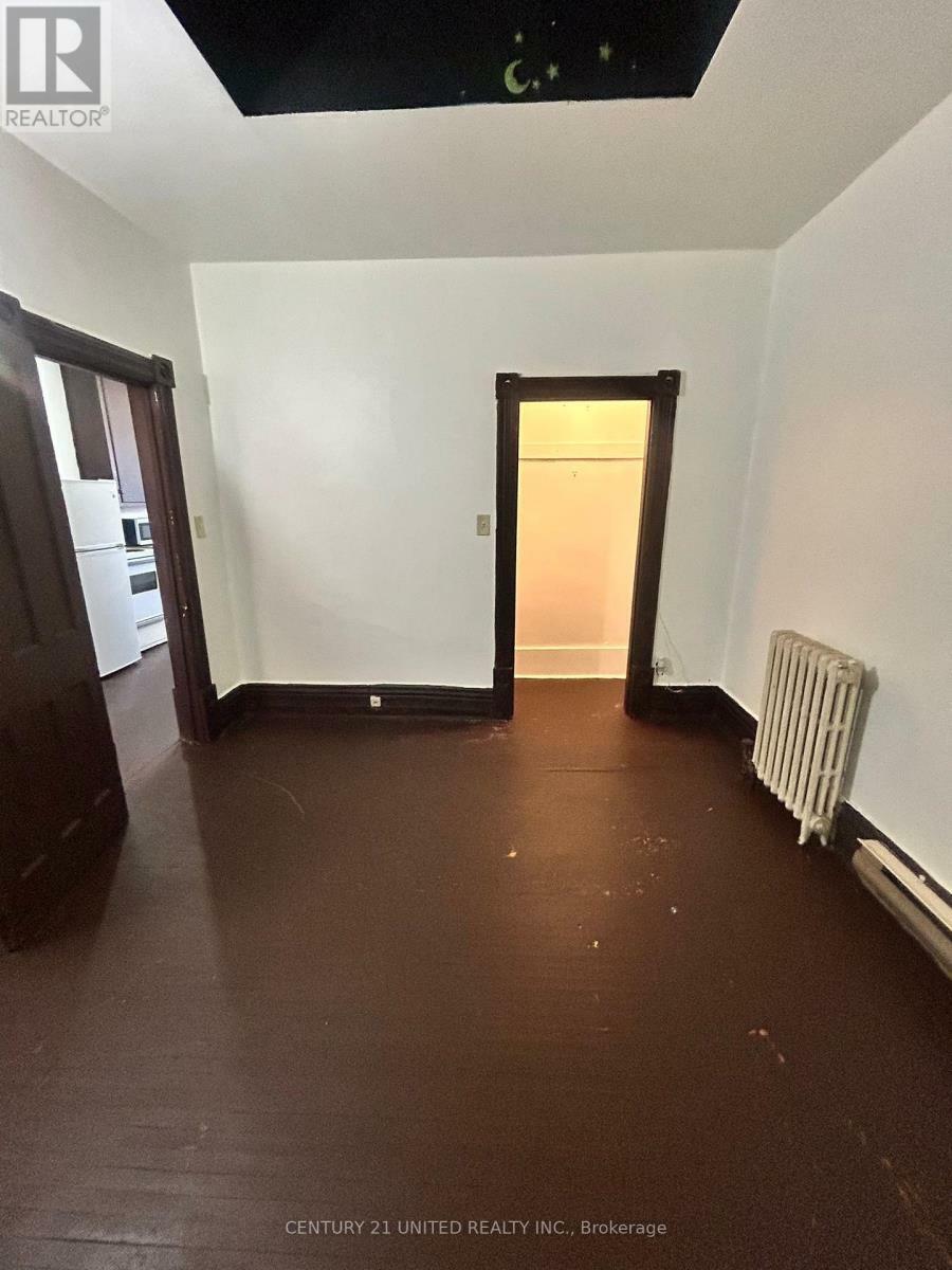 Property Photo: 168 Charlotte Street 1 ON K9J 2T8