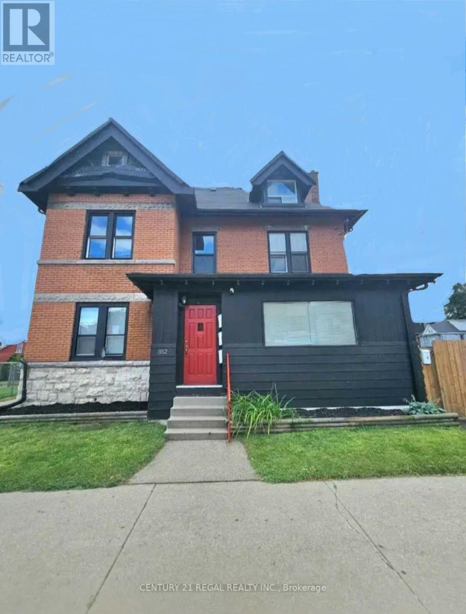 Property Photo: 352 Barton Street East 2 ON L8L 2X9