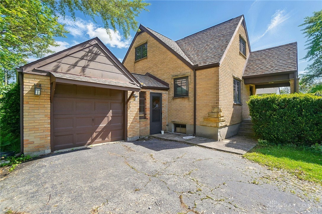 Property Photo: 4207 Morningside Boulevard OH 45432