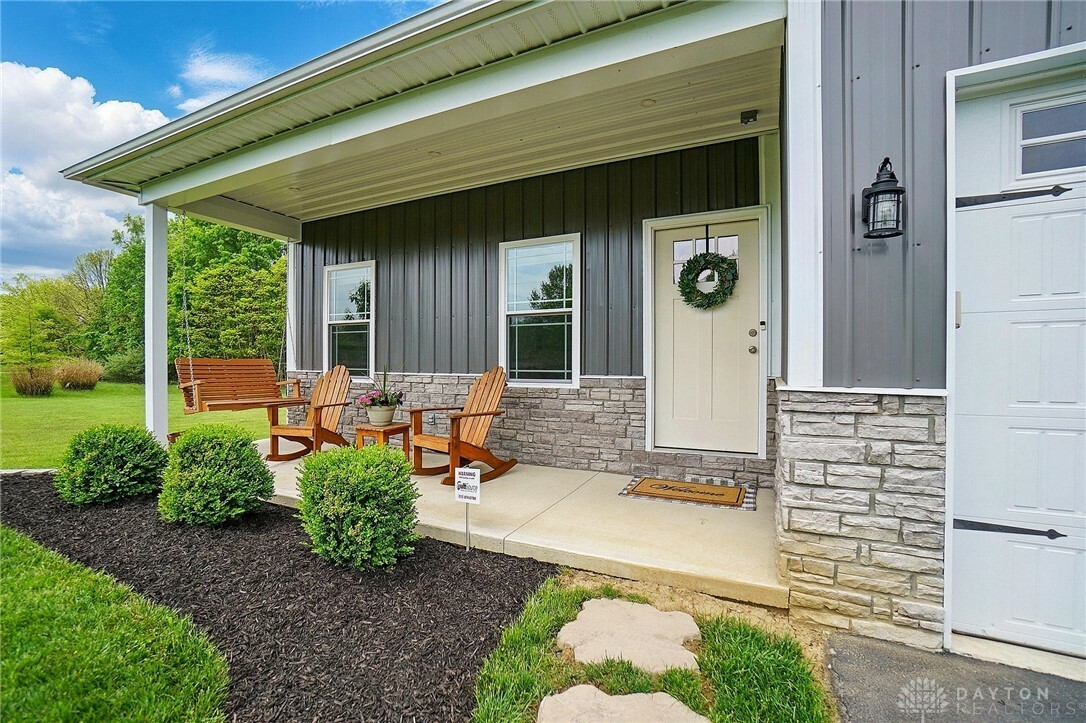 Property Photo: 8 Mohican Cove OH 45171