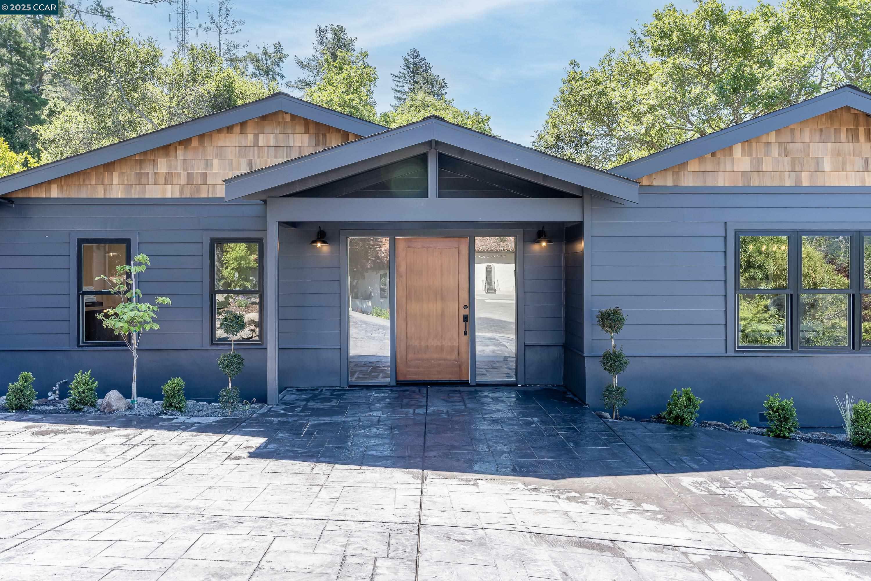 Property Photo:  9 El Patio  CA 94563 