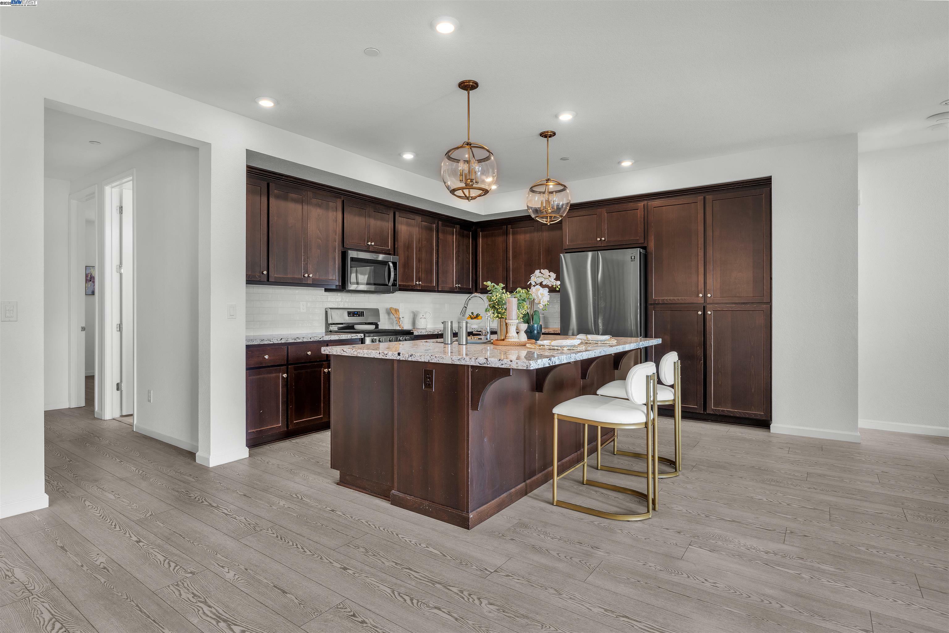 Property Photo: 5390 Arnold Rd CA 94568