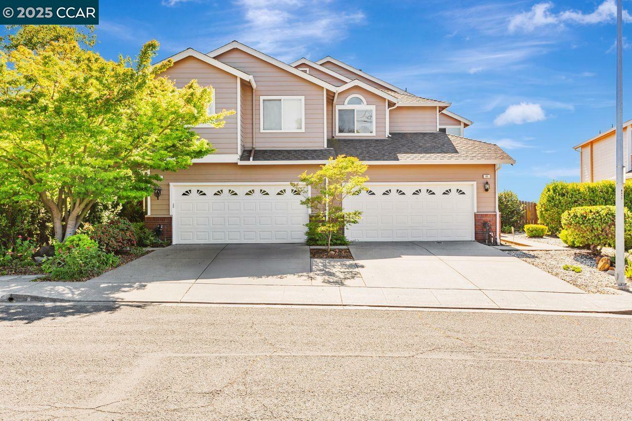 Property Photo: 81 Del Sur St CA 94591