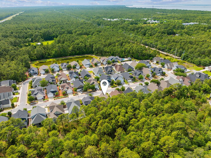 Property Photo:  180 Blakely Drew Boulevard  FL 32459 