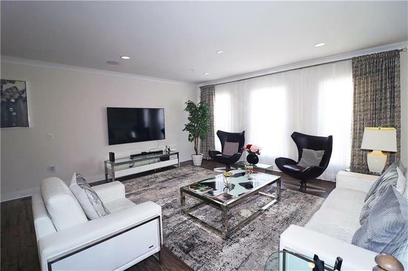 Property Photo: 860 Stonehill Lane GA 30324