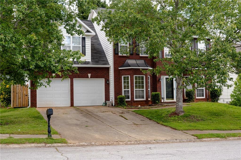 Property Photo: 1185 Charter Club Drive GA 30043