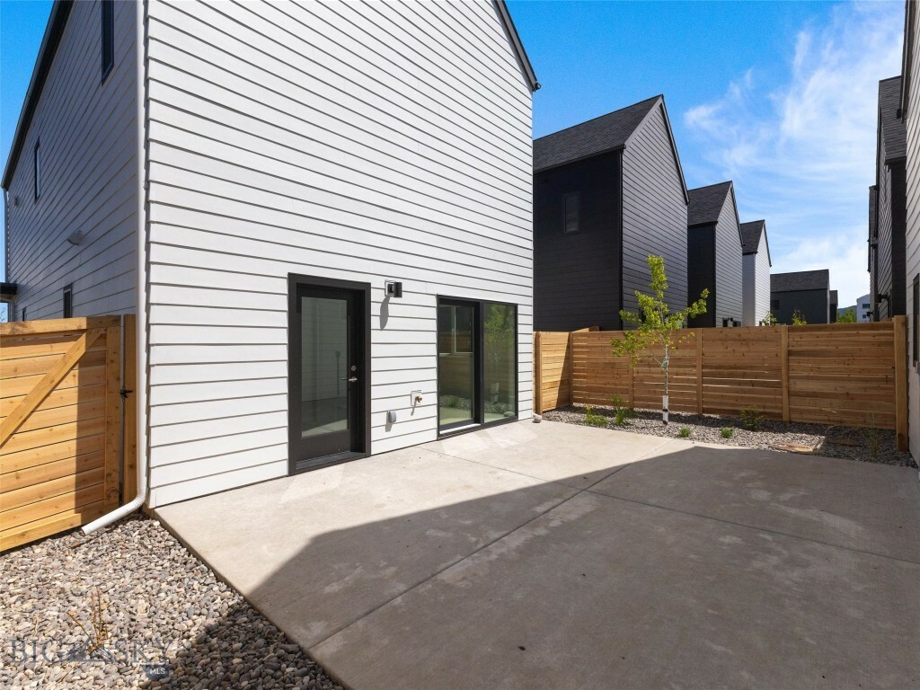 Property Photo: 2949-2951 S 27th Avenue MT 59718
