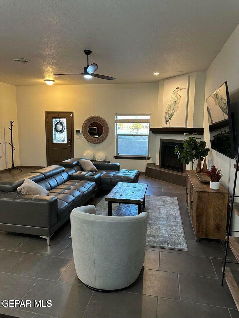 Property Photo: 7359 Via Canutillo Dr Drive TX 79911