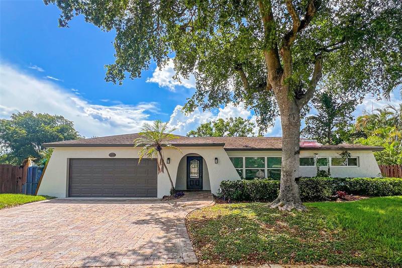 Property Photo: 8759 SW 51st Pl FL 33328