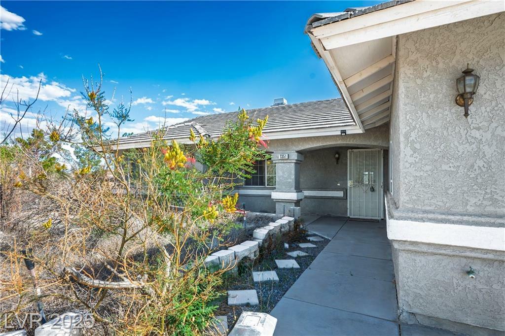 Property Photo: 1351 Fawn Street NV 89048