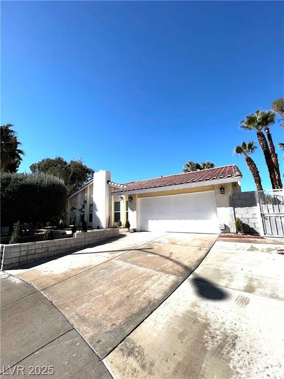 5880 Duneville Court  Las Vegas NV 89103 photo