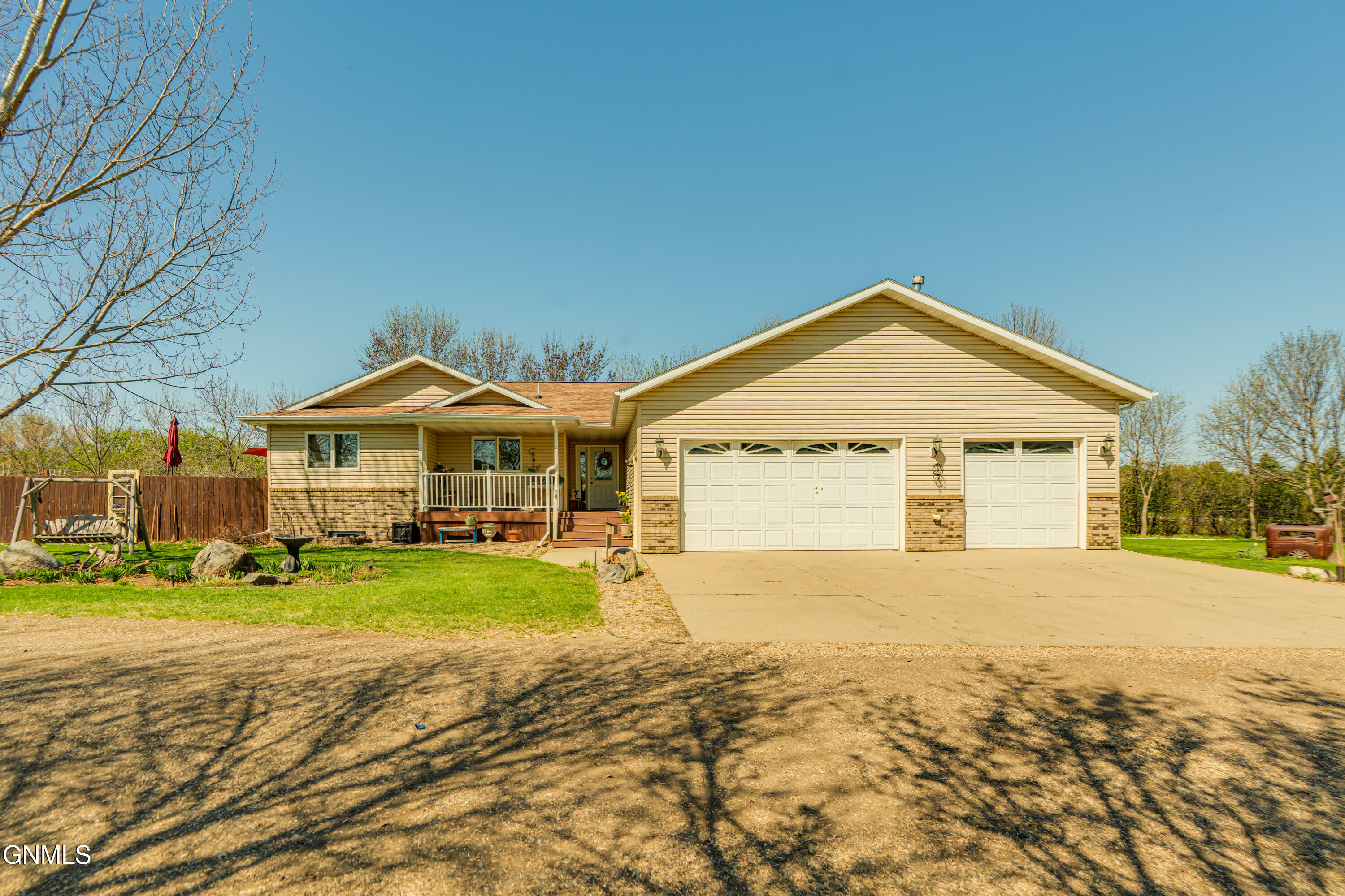 2122 Sommer Drive N  Mandan ND 58554 photo