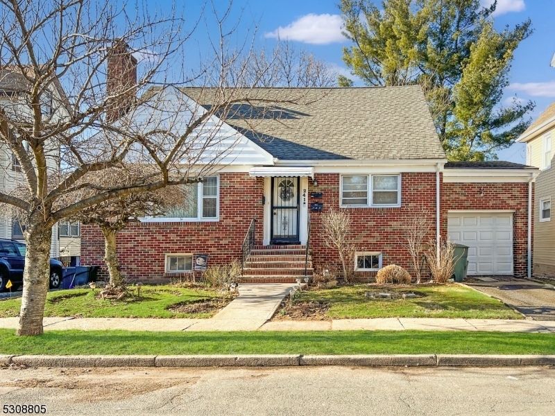 Property Photo: 241 Waverly Pl 2 NJ 07079