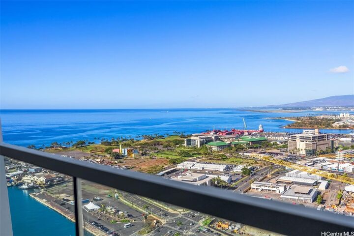 Property Photo:  1000 Auahi Street 3809  HI 96814 