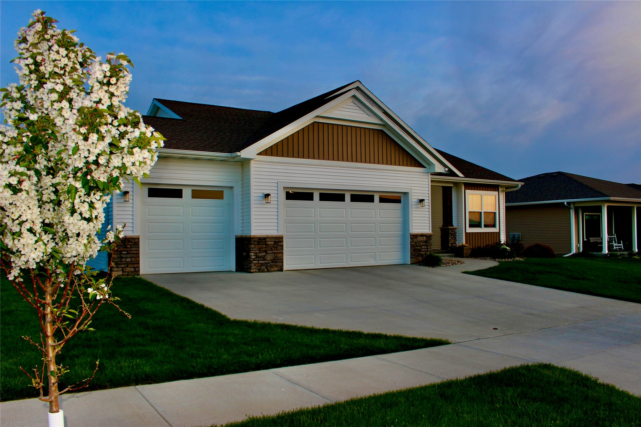 Property Photo: 2104 Leopold Drive IA 50010