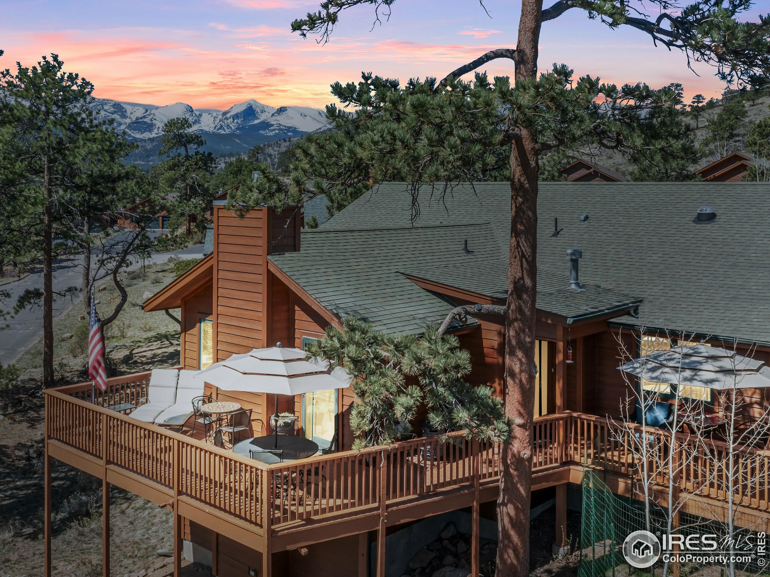 Property Photo: 658 Cedar Ridge Cir CO 80517