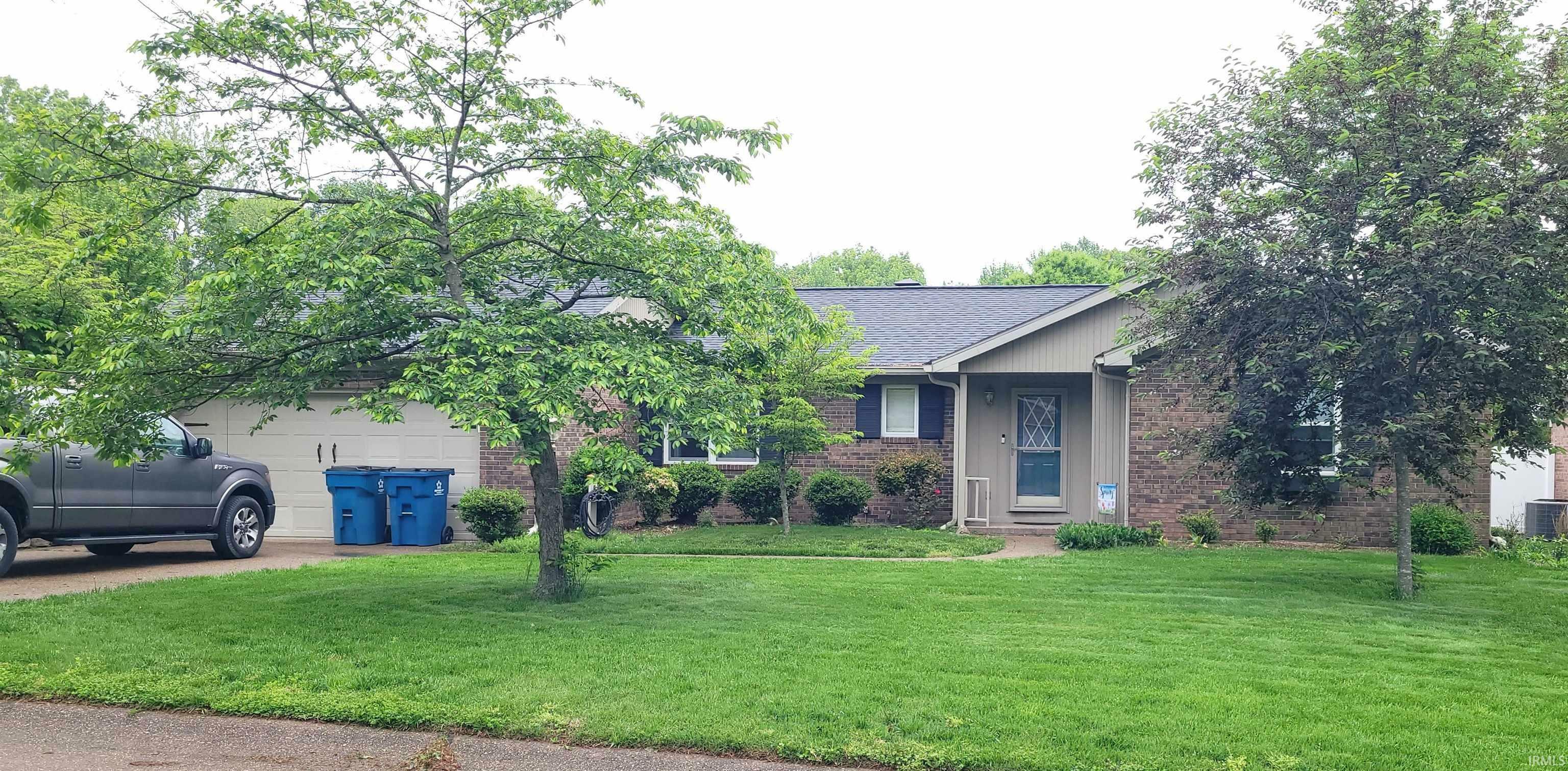 2520 Deerfield Drive  Evansville IN 47725 photo