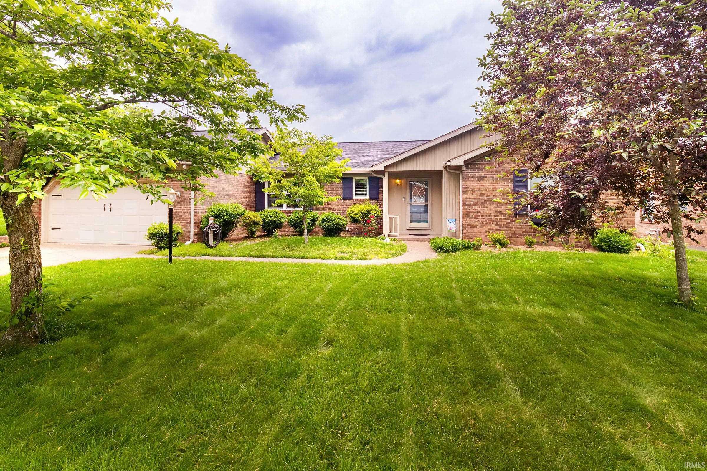 Property Photo:  2520 Deerfield Drive  IN 47725 