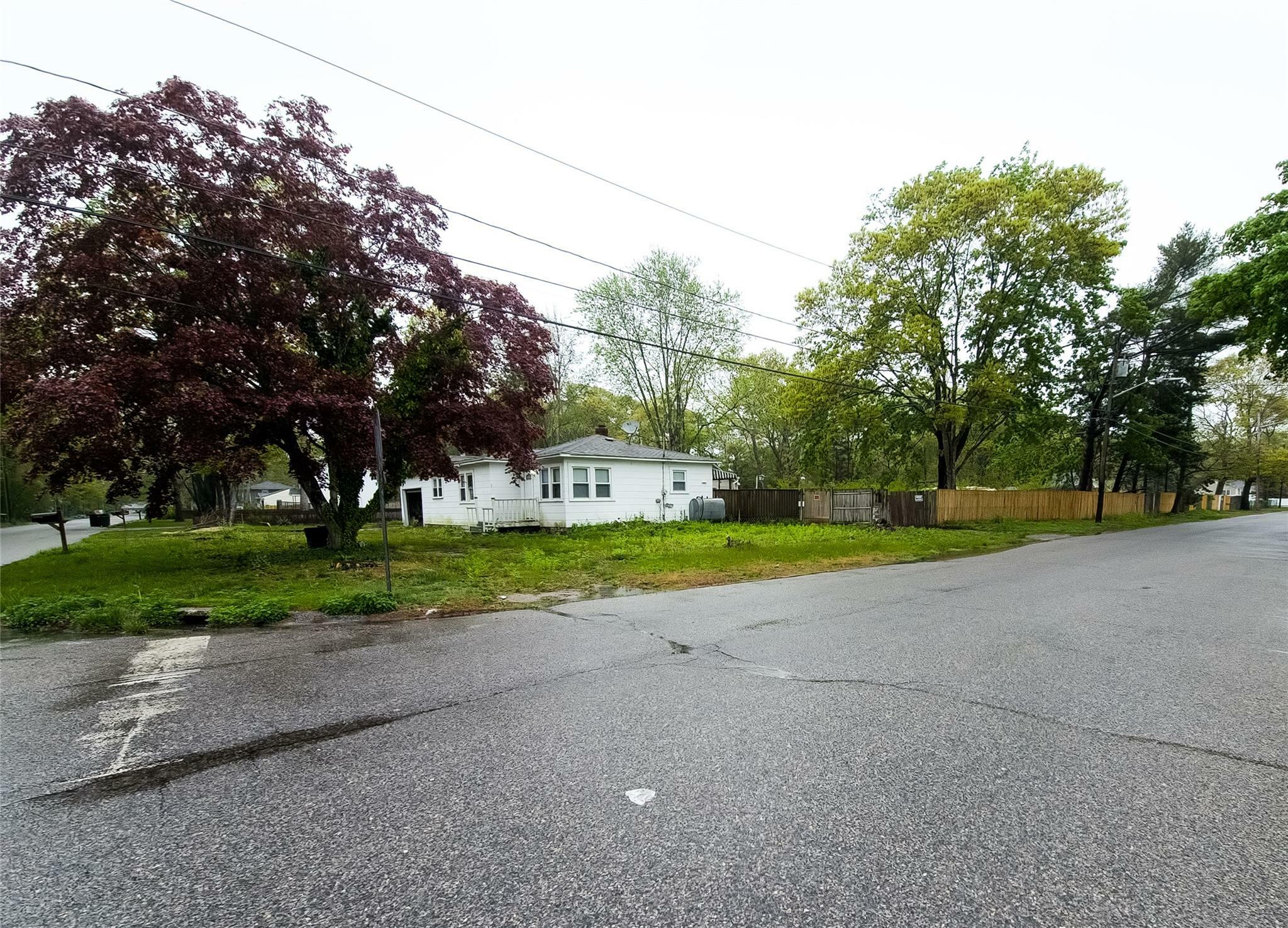 135 Mayfield Drive  Mastic Beach NY 11951 photo