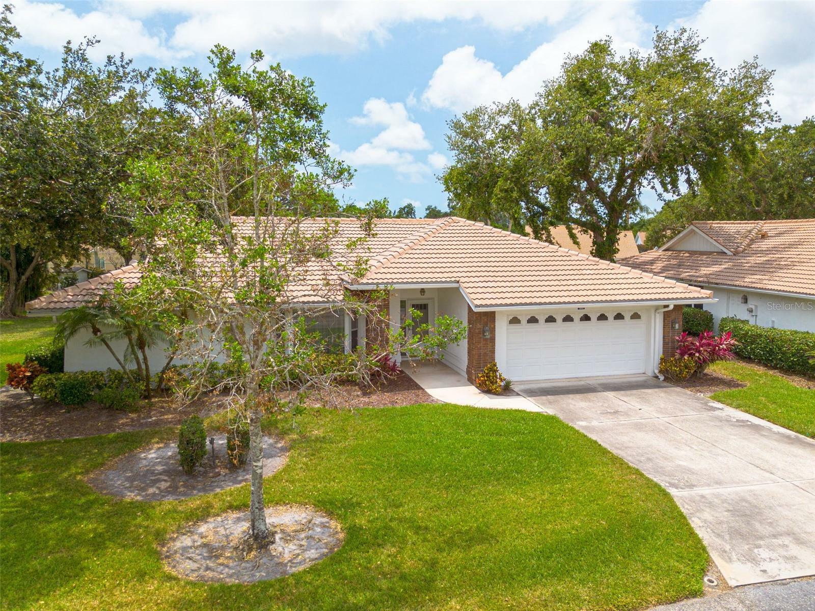 Property Photo: 5812 Garden Lakes Majestic FL 34203