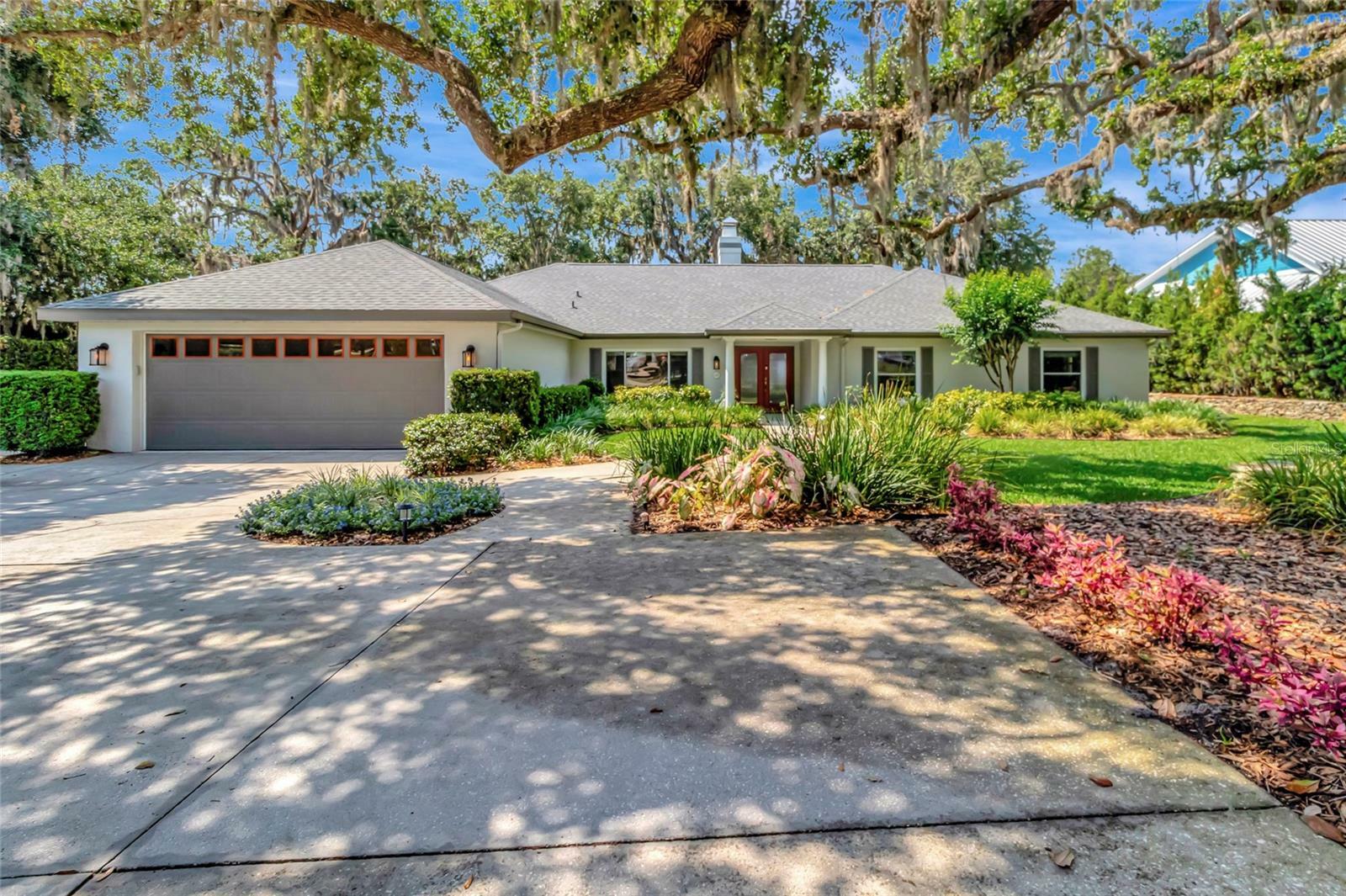 Property Photo: 1341 W Lakeshore Drive FL 34711