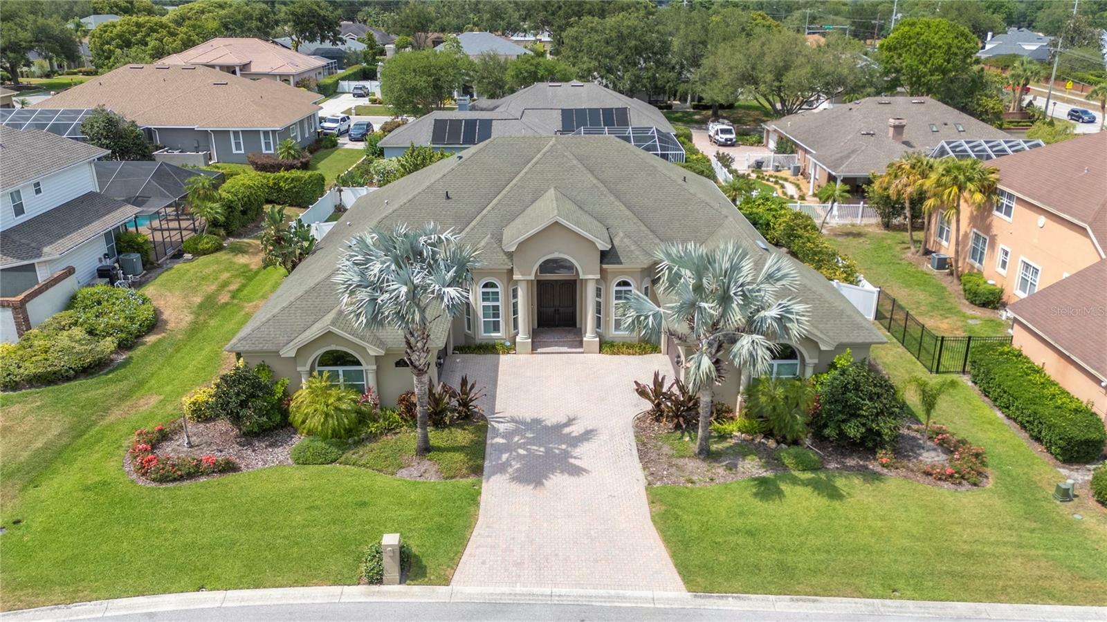 Property Photo: 715 Hanover Court FL 33813