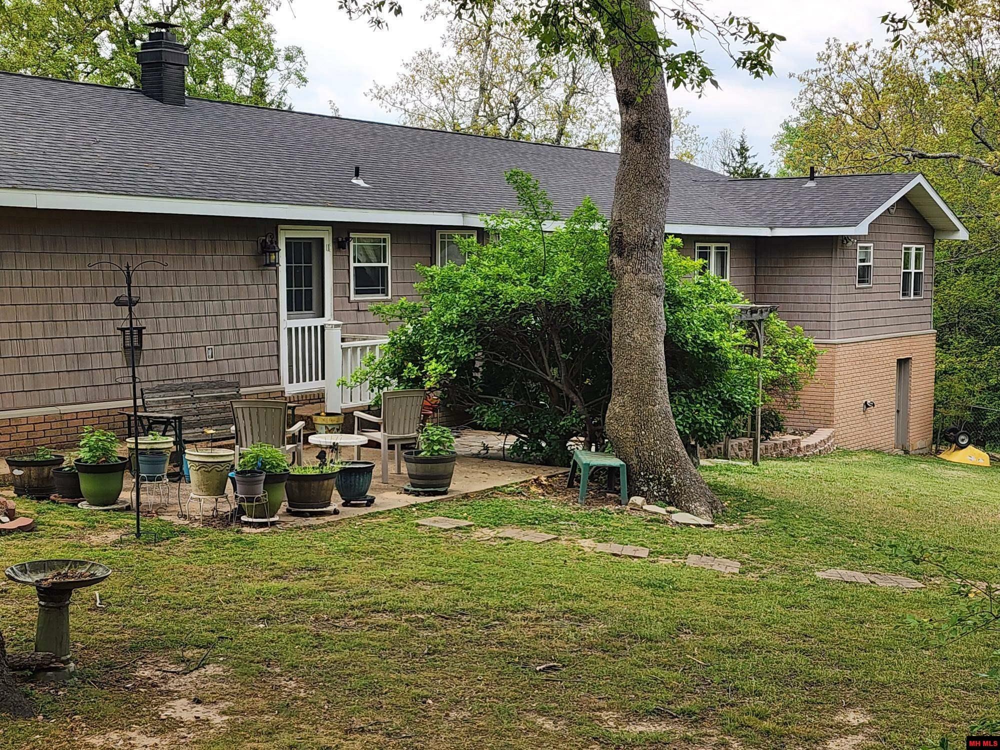 Property Photo: 1091 Marquis Drive AR 72653