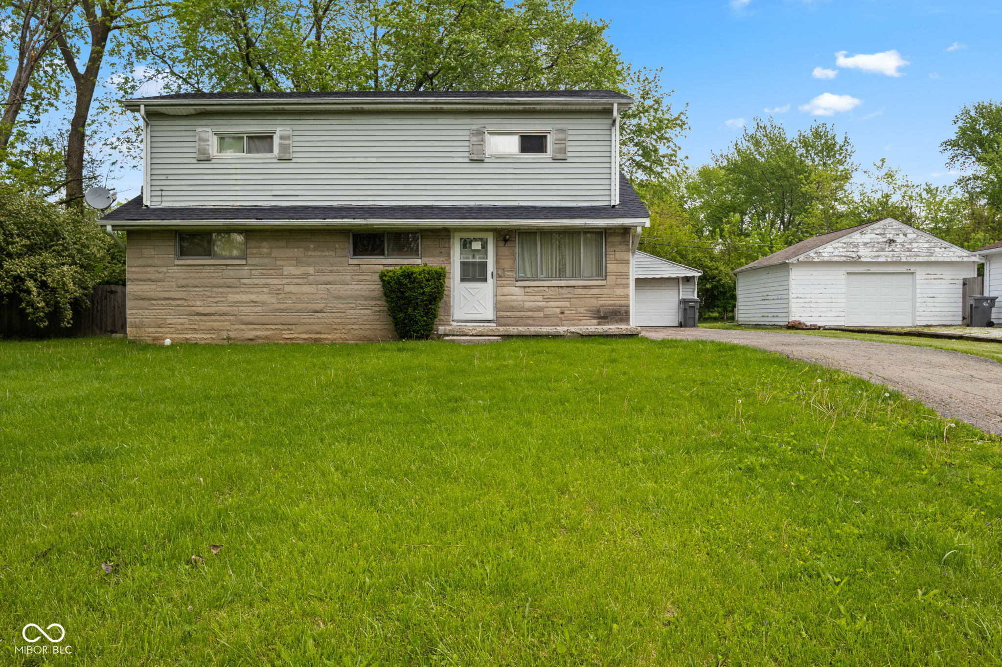 Property Photo: 3425 N Elizabeth Street IN 46226