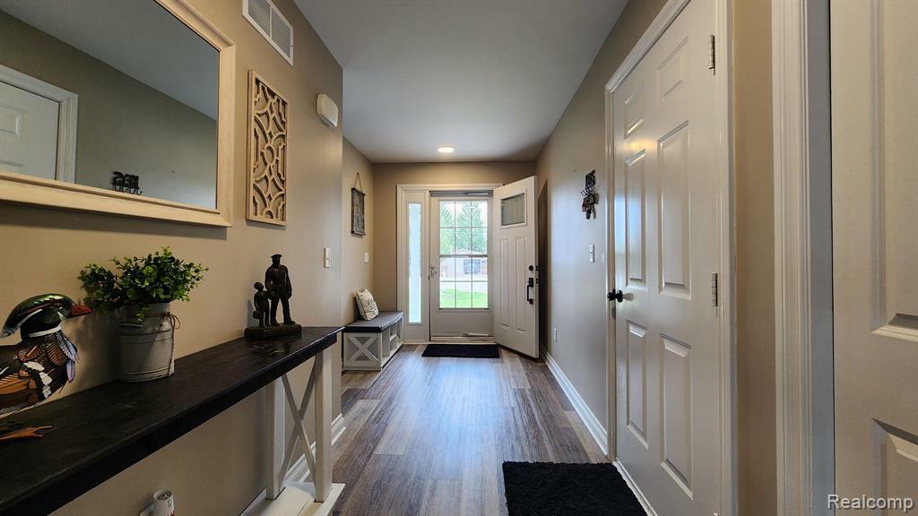 Property Photo: 621 Range Road MI 48074 3905