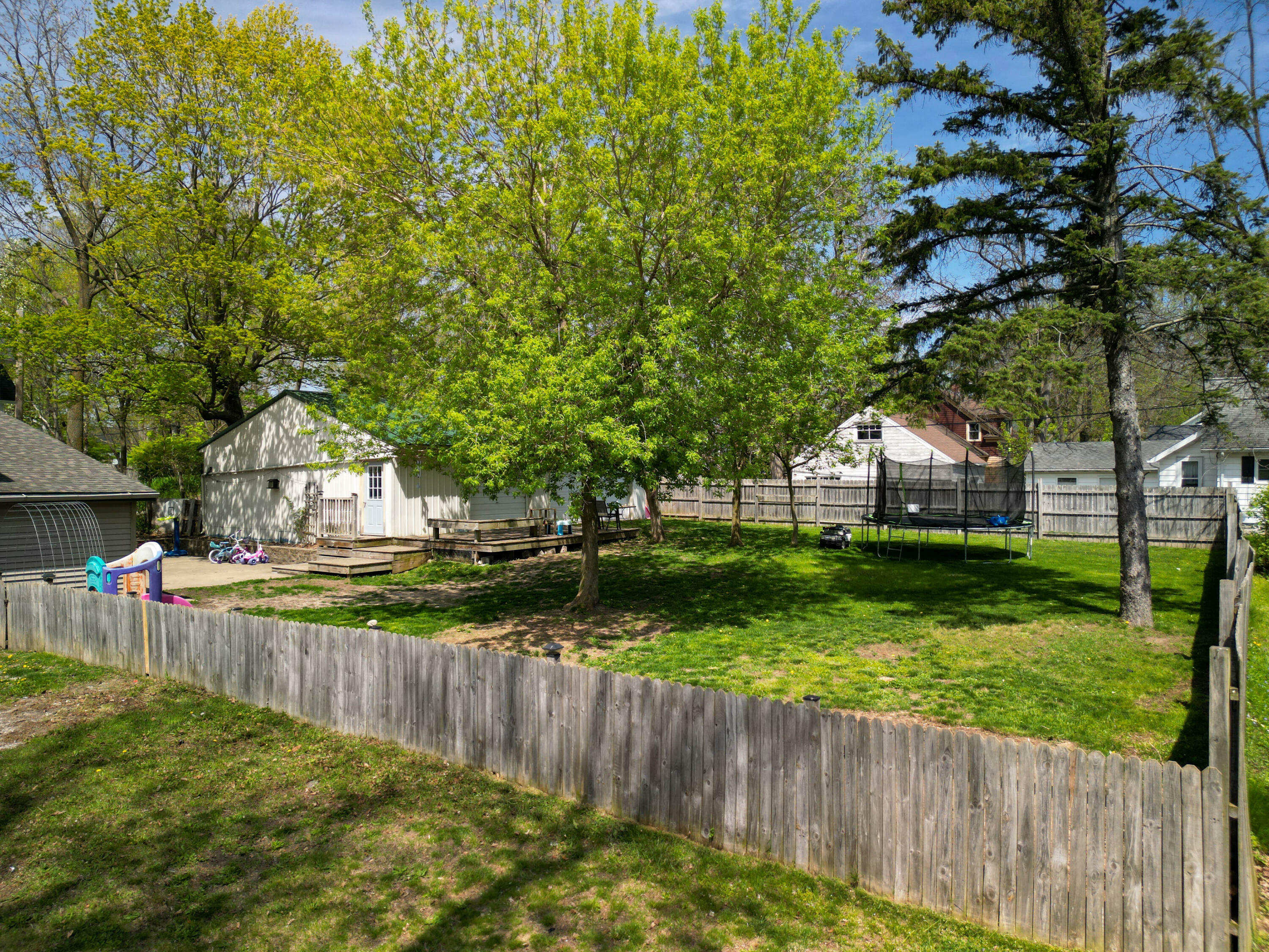 Property Photo: 119 E Dayton Street MI 49412