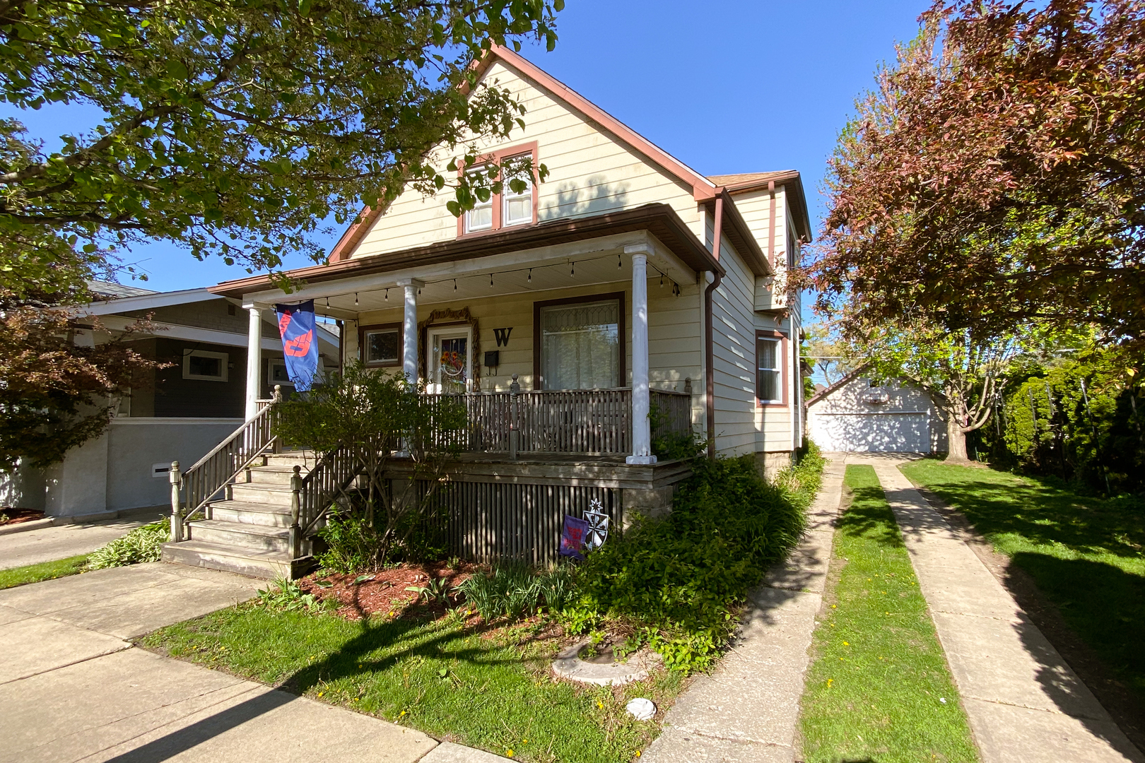 Property Photo: 4033 Prairie Avenue IL 60513