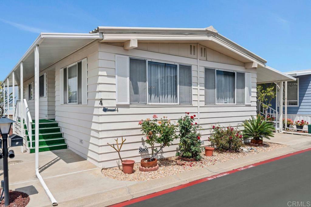 1506 Oak Drive 4  Vista CA 92084 photo