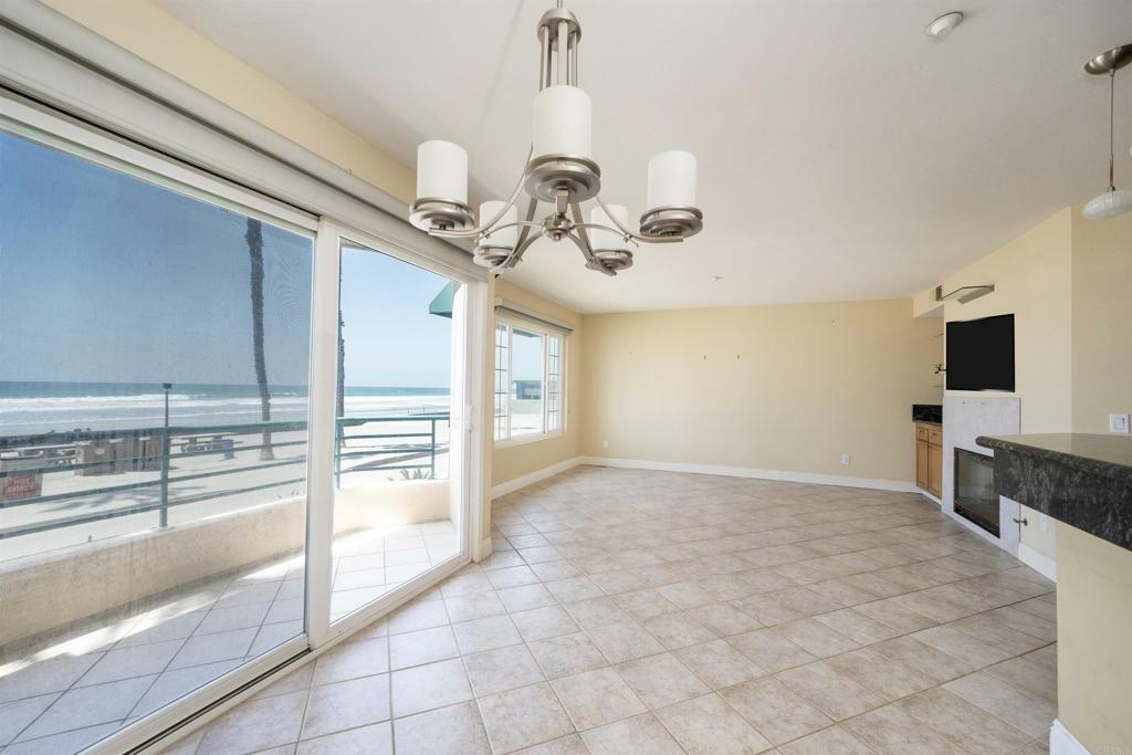 Property Photo: 400 N The Strand 27 CA 92054