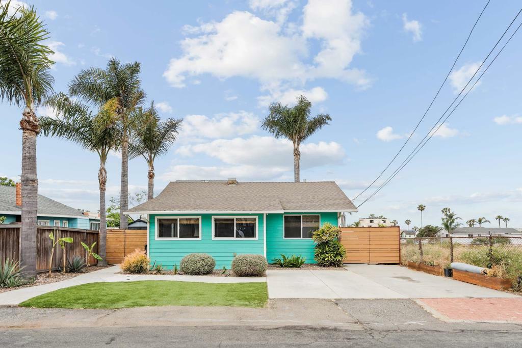 Property Photo: 1009 S Cleveland Street CA 92054