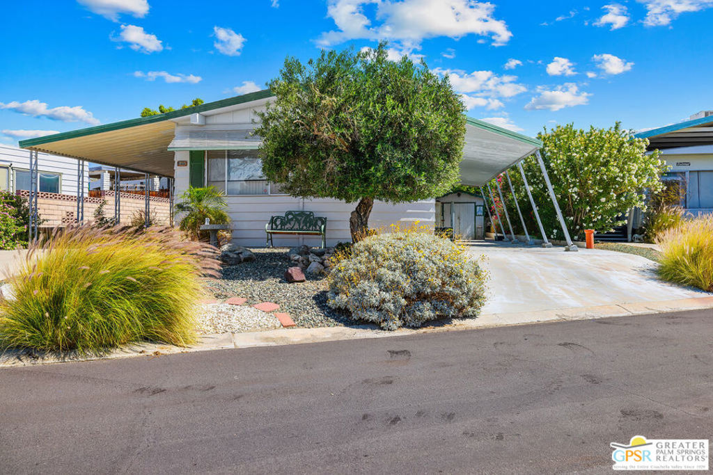 Property Photo: 69460 Parkside Drive CA 92241