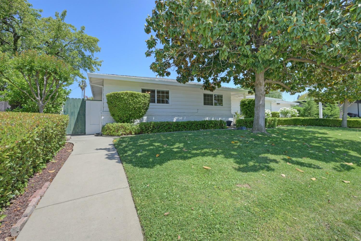 Property Photo: 6207 Rampart Drive CA 95608
